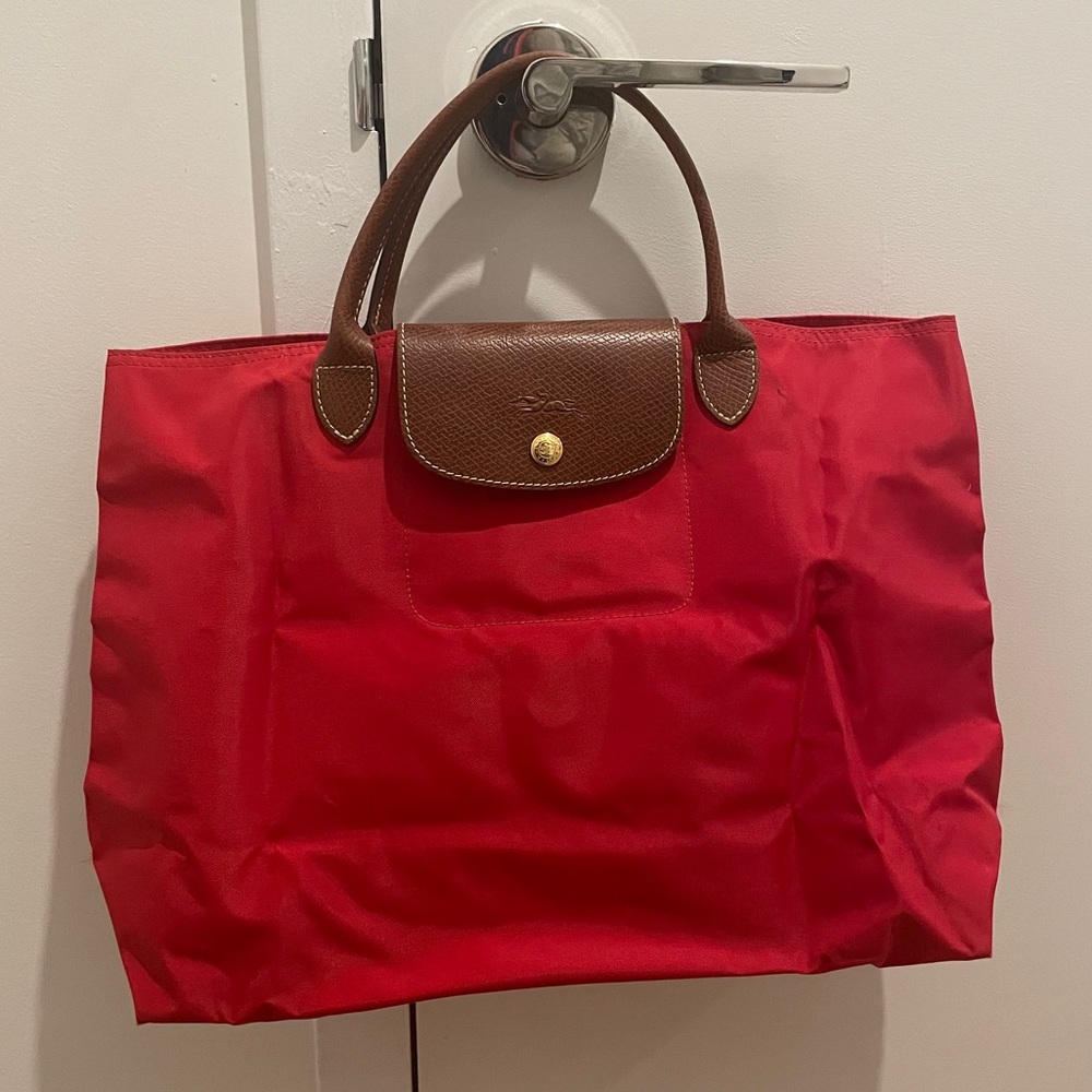 Longchamp Le Pliage style bag